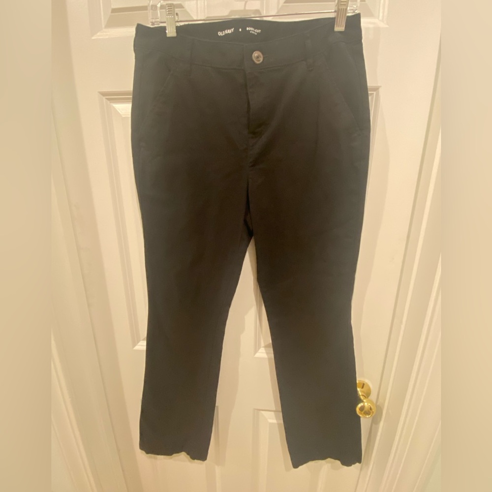 Vibrant black Old Navy size 8 boot cut stretch pants